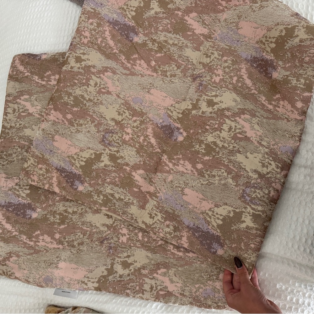 Abstract Patterned Throw Pillow Cover - Picture 2 of 2